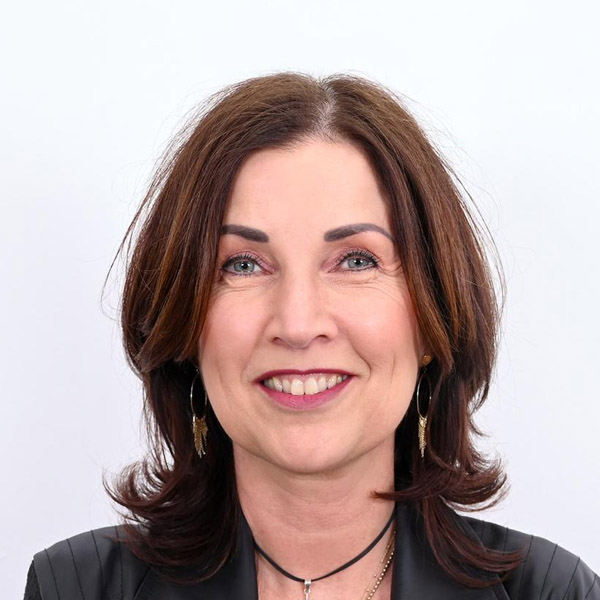 Katja Knapp